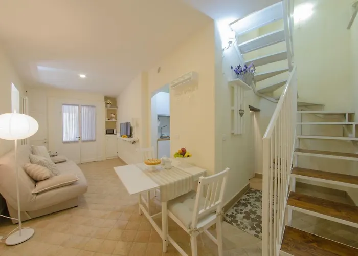 La Nicchia - Serena Tuscany Homes Кортона